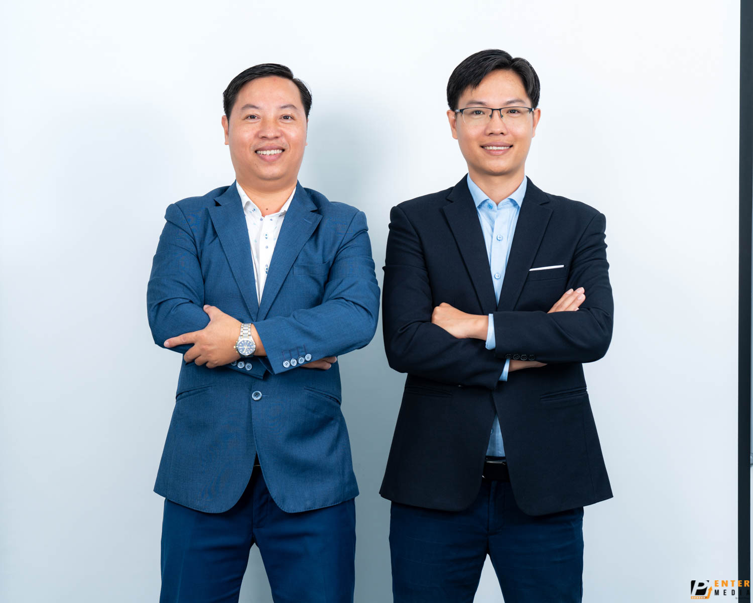 chup-brochure-doanh-nghiep-bold-vietnam-21-7529