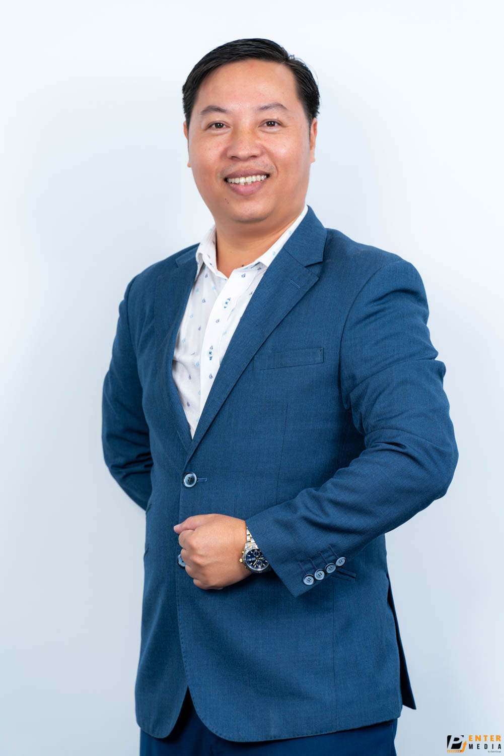 chup-brochure-doanh-nghiep-bold-vietnam-22-7529