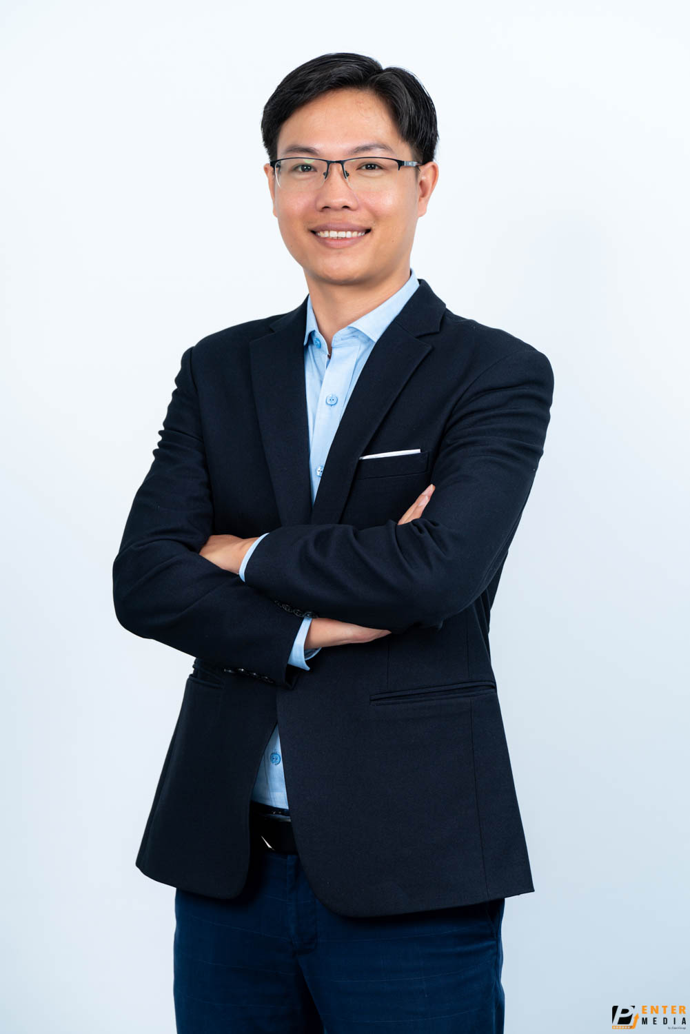 chup-brochure-doanh-nghiep-bold-vietnam-23-7529